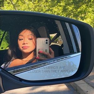 Meet your Posher, Maddie